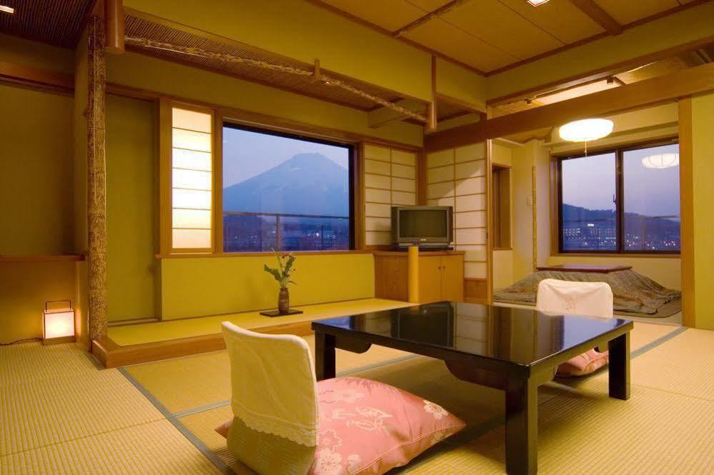 Hotel Fujisan Onsen Bessho Sasa Fujiyoshida Exterior foto