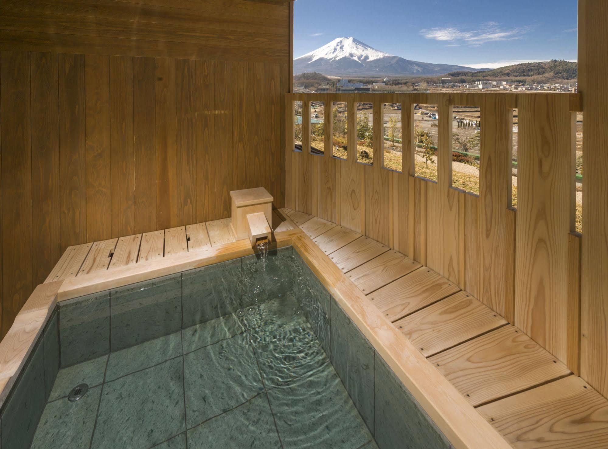 Hotel Fujisan Onsen Bessho Sasa Fujiyoshida Exterior foto