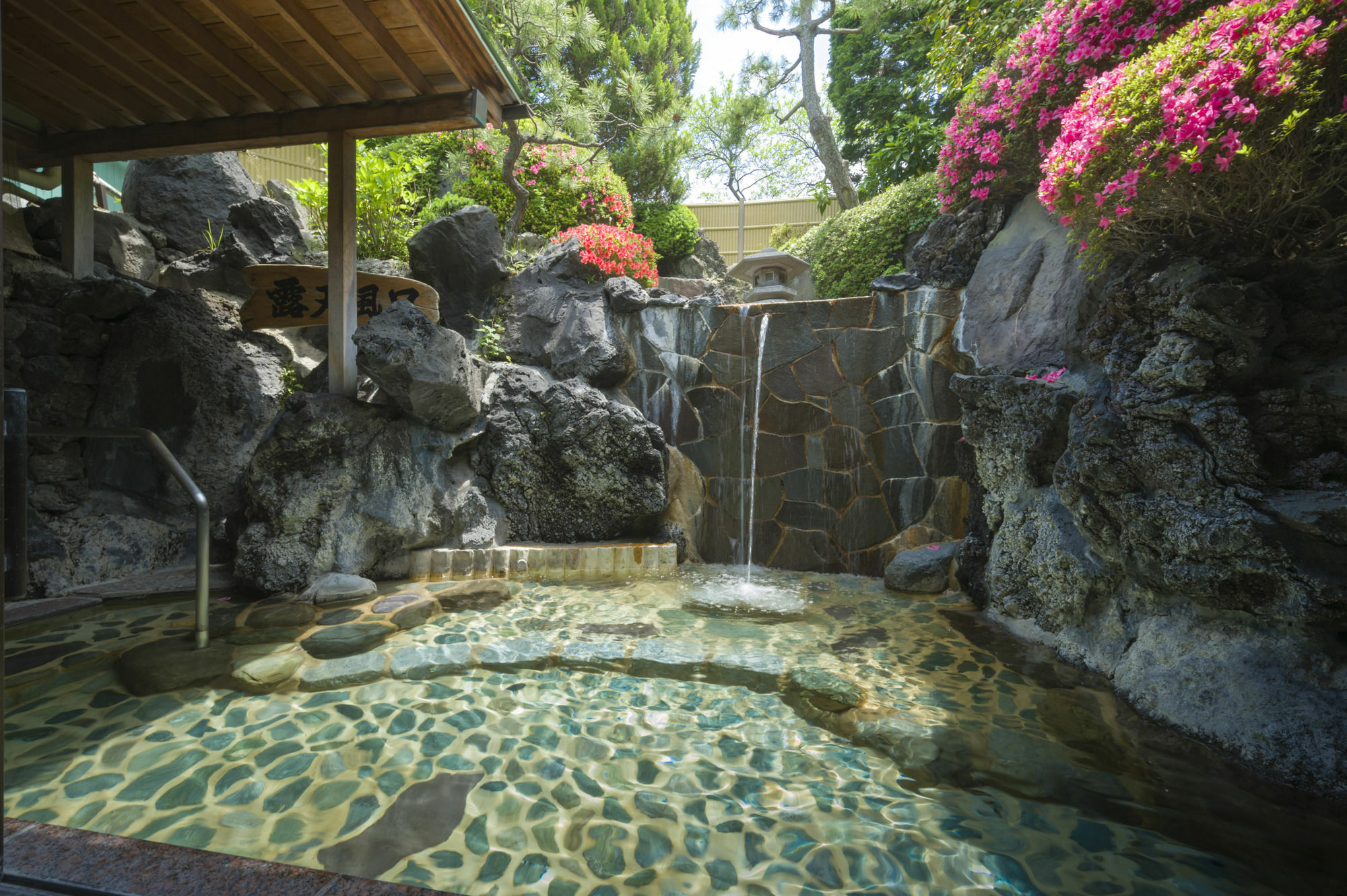 Hotel Fujisan Onsen Bessho Sasa Fujiyoshida Exterior foto